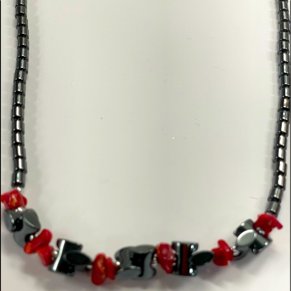 Hematite Cystal Red Glass Beads Magnetic Therapy Necklace